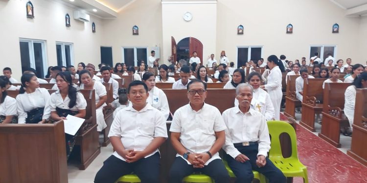 Personel Polres Sidrap Amankan Perayaan Kamis Putih di Rumah Ibadah Jemaat Toraja