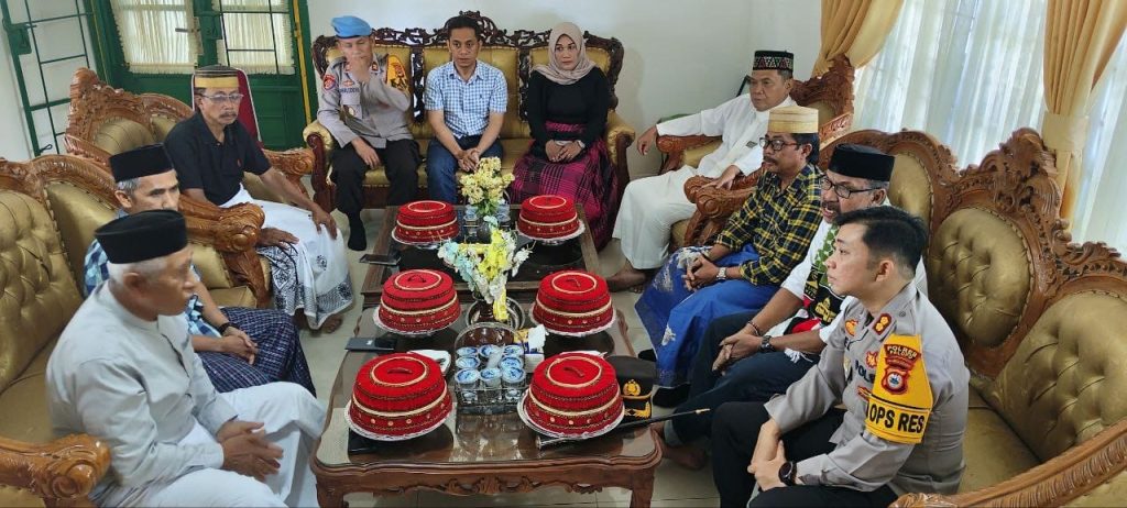 Kapolres Palopo Melakukan Silaturahmi Dengan Tokoh Adat Kedatuan Luwu