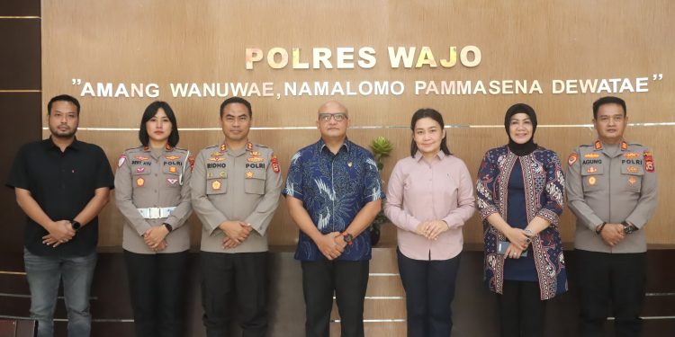 Kapolres Wajo Terima Kunjungan Tim Astamarena Mabes Polri Dalam Rangka Evaluasi Pelayanan Publik