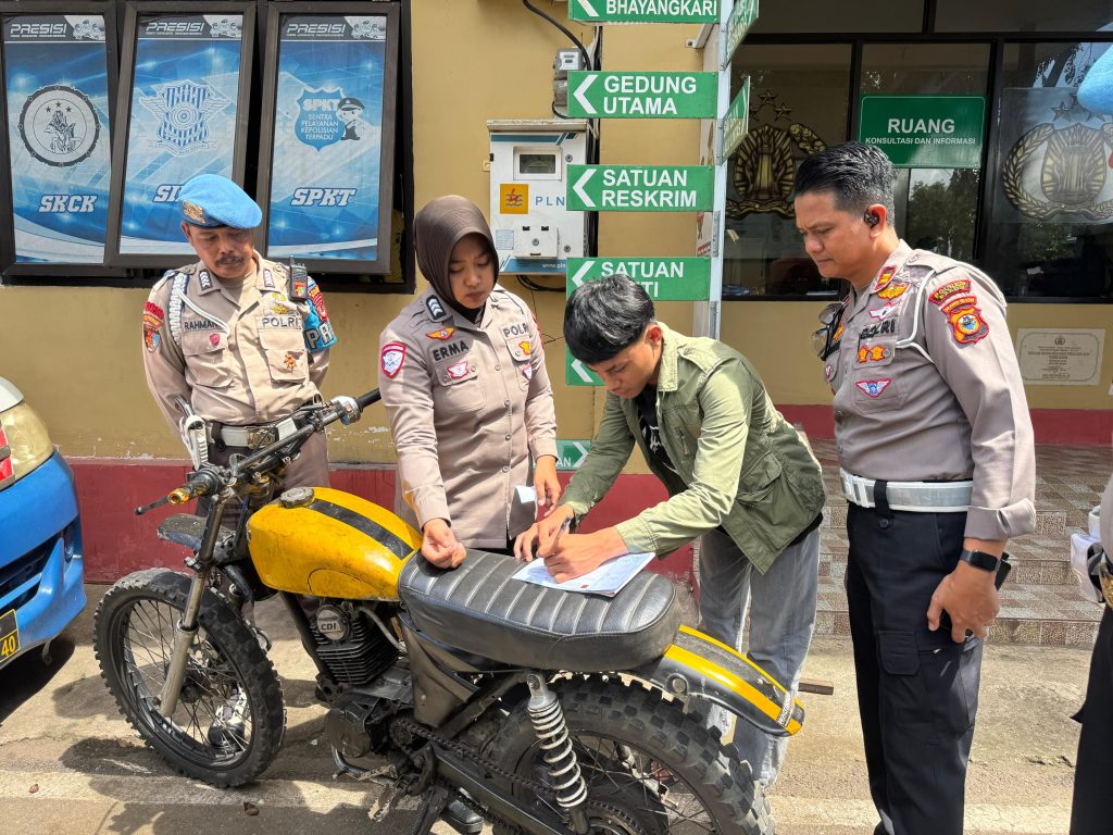 Kasat Lantas Polres Maros Sita Kendaraan Pengendara Yang Viral Maki Anggota Polisi