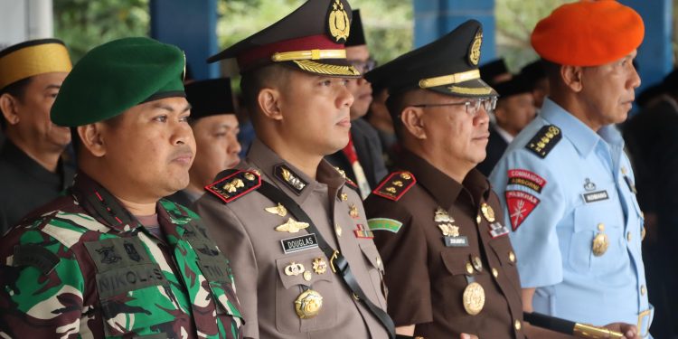 Kapolres Maros Hadiri Upacara Hari Pendidikan Nasional