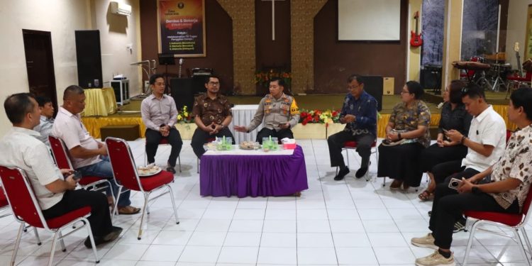 Jelang Pemungutan Suara Ulang, Kapolres Palopo Jalin Silaturahmi Dengan Tokoh Agama Nasrani