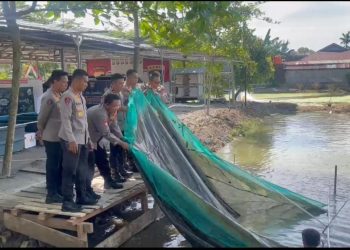 Dukung Program Ketahanan Pangan, Kapolda Sulsel Lepas 20 Ribu Bibit Ikan Nila