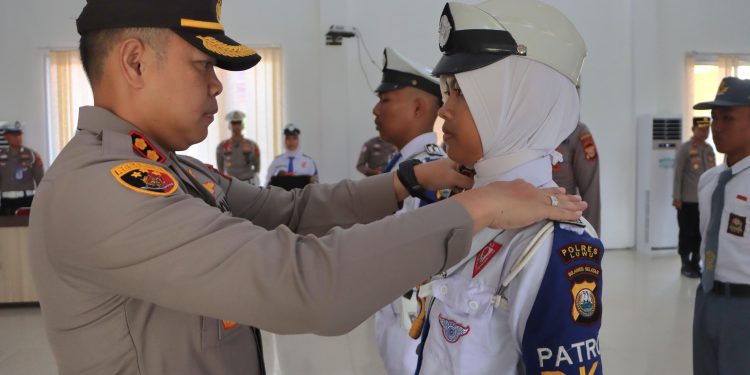 Kapolres Luwu Terima dan Lantik Anggota Patroli Keamanan Sekolah