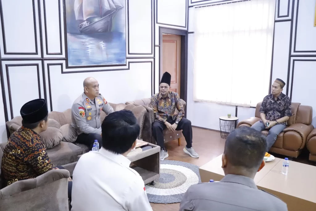 Jelang Tahsin Al-Quran dan Safari Tilawah Nasional, Kapolres Pinrang Terima Audiensi Pengurus JQH-NU