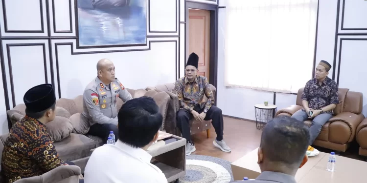 Jelang Tahsin Al-Quran dan Safari Tilawah Nasional, Kapolres Pinrang Terima Audiensi Pengurus JQH-NU