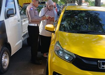 Kanit Regident Satlantas Polres Bantaeng Pimpin Penertiban Pajak Kendaraan Bermotor 