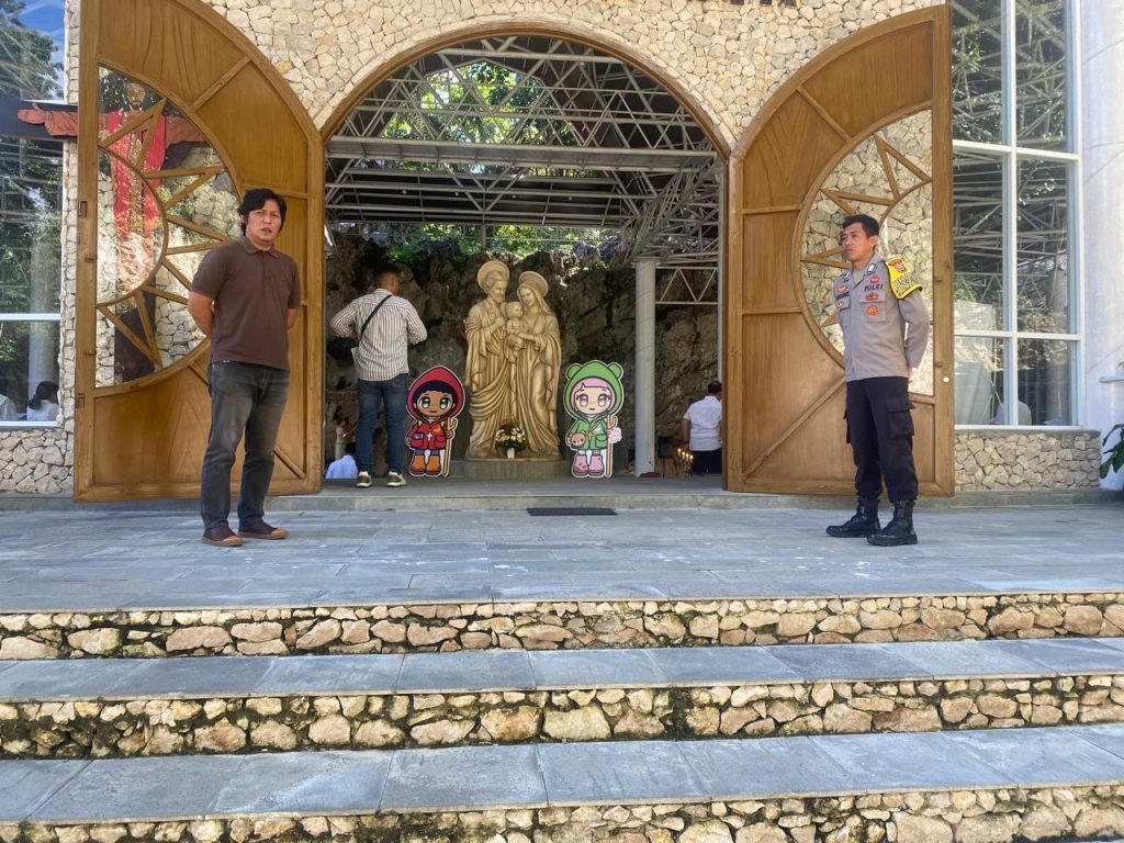 Polsek Sangalla Sukses Amankan Ibadah Paskah PKK BRI RO Makassar di Sa'pak Bayo-Bayo