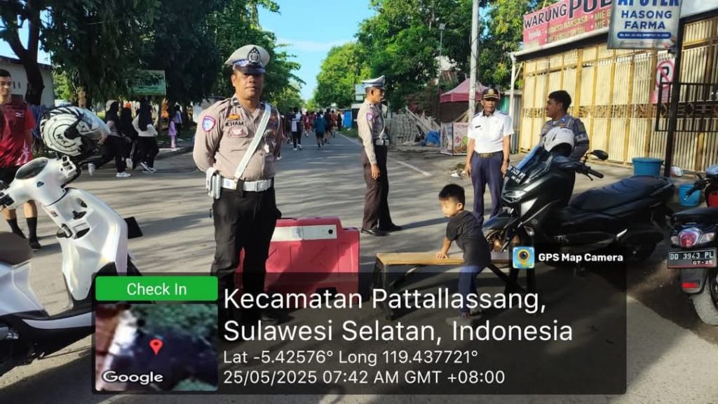 Personil Sat Lantas Polres Takalar Lakukan Pengamanan Car Free Day