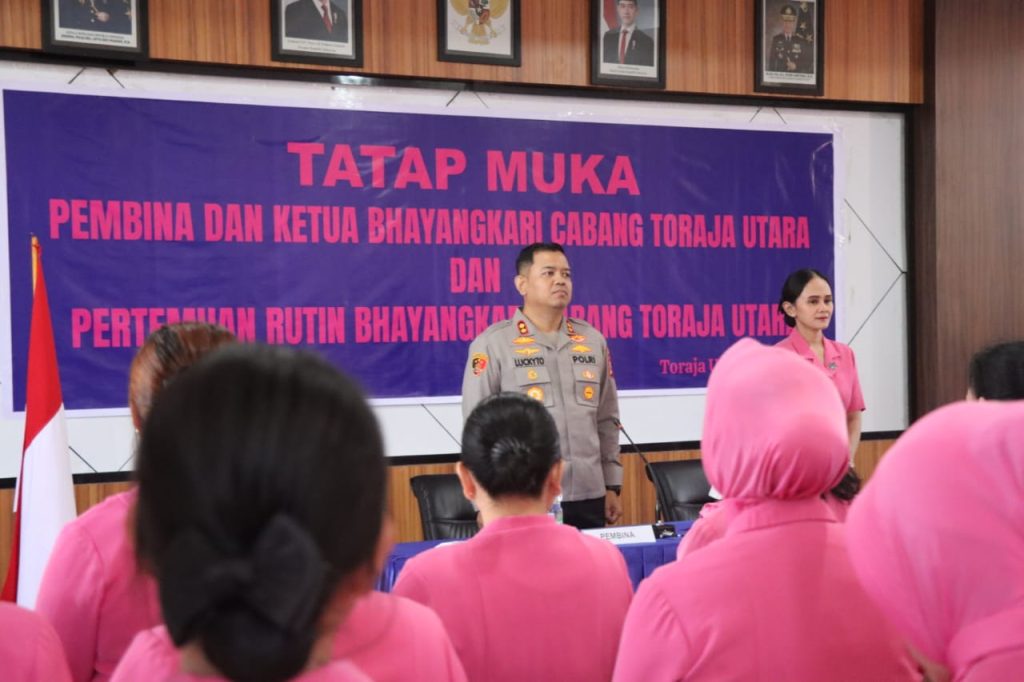 Kapolres Toraja Utara bersama Ketua Bhayangkari Gelar Tatap Muka Dengan Pengurus Bhayangkari