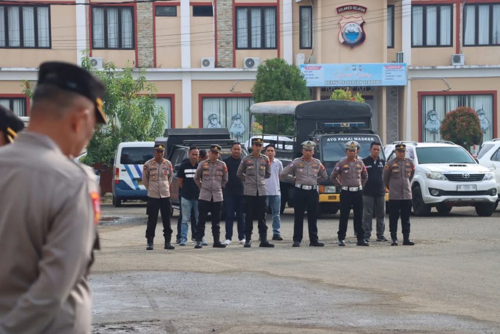 Peringati Hari Buruh, Polres Bone Pastikan Keamanan dan Ketertiban Masyarakat 