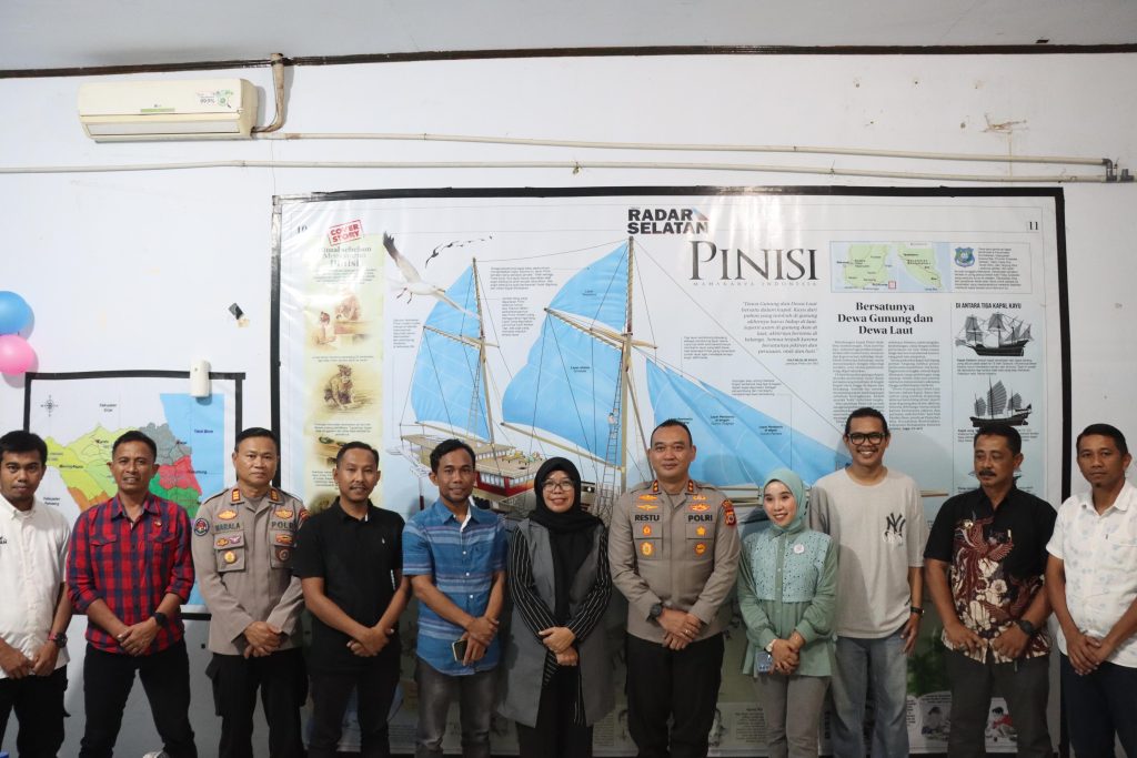 Kapolres Bulukumba Melakukan Silaturahmi Dengan Redaksi Harian Radar Selatan