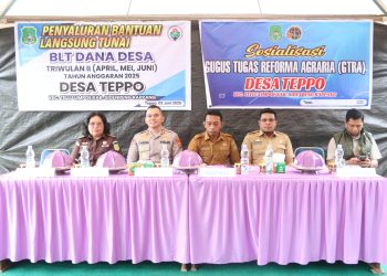 Kapolres Sidrap Dampingi Bupati Sosialisasi Gugus Tugas Reforma Agraria Sekaligus Salurkan BLT 