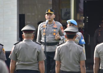 Kapolres Bulukumba Pimpin Upacara Kenaikan Pangkat 37 Personel