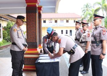 Kapolres Tator Pimpin Sertijab Kasat Lantas, Samapta dan Kapolsek Sangalla