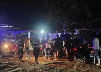Personel Polsek Kelara Polres Jeneponto Gelar Patroli dan Sasar Anak Muda Yang Nongkrong Larut Malam