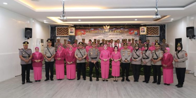 Kapolrestabes Makassar Pimpin Sertijab Kasikum, Kasat dan Kapolsek