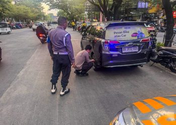 Kapolsek Panakkukang Pimpin Patroli Penertiban Parkir Sembarangan