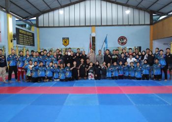 Kapolrestabes Makassar Lepas Tim Karate Inkanas Sulsel Untuk Berlaga di Kejuaraan Internasional