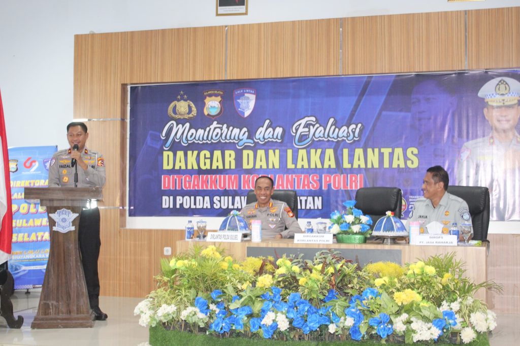 Ditgakkum Gelar Monev Dakgar dan Laka Lantas di Polda Sulsel, Brigjen Faizal: Perbanyak Patroli Untuk Tekan Angka Kecelakaan