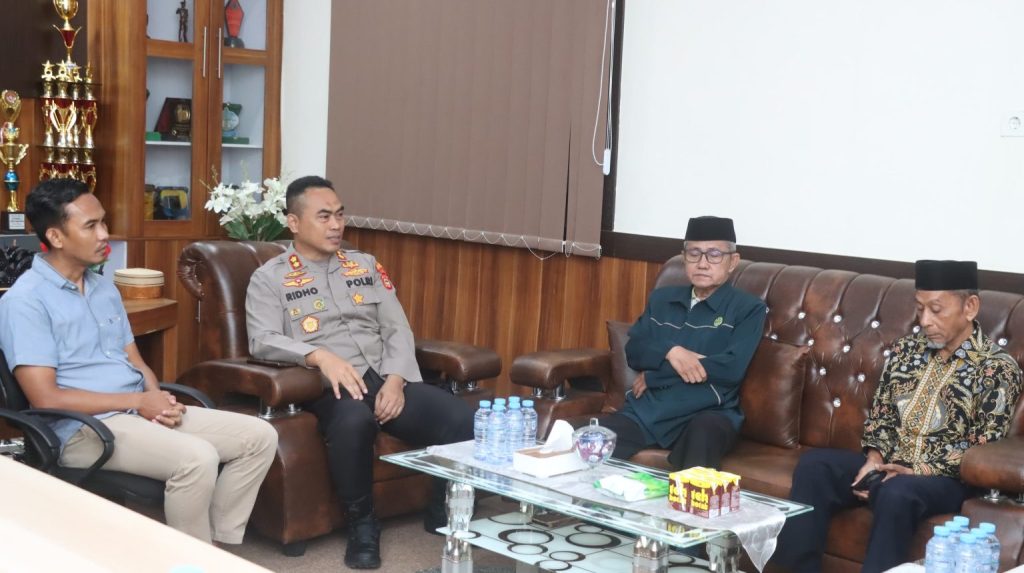 Kapolres Wajo Terima Aduan Pengurus Ponpes As’adiyah Terkait Penyerobotan Tanah Wakaf