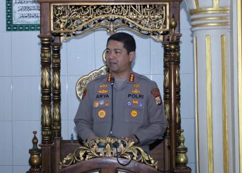 Kapolrestabes Makassar Laksanakan Safari Subuh di Masjid Nurul Qomar Tallo