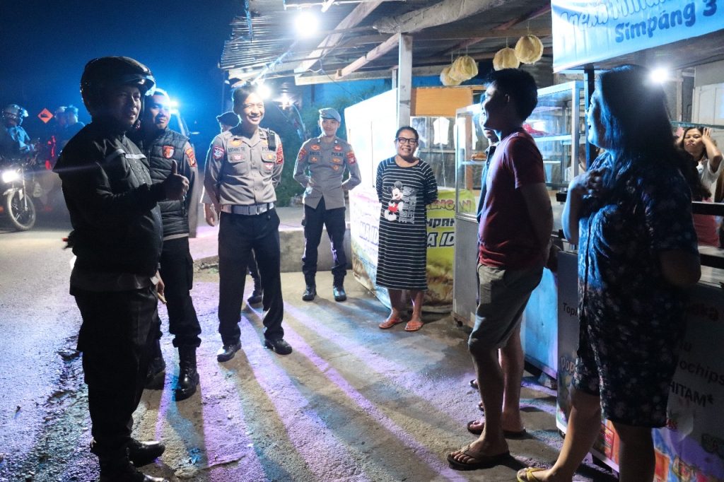 Kapolres Tana Toraja Pimpin Patroli Skala Besar di Titik Rawan