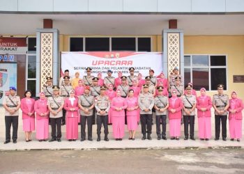 Kapolres Bone Pimpin Sertijab Sejumlah Pejabat Utama dan Kapolsek Jajaran