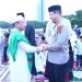 Kapolrestabes Makassar bersama Masyarakat Sholat Idul Adha di Lapangan Karebosi 