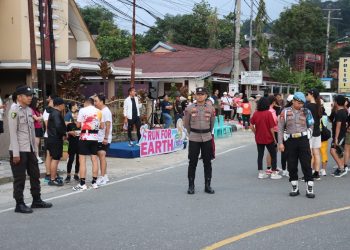 Kapolres Tana Toraja Turunkan Personel Untuk Amankan Event Fun Run Earth 2025