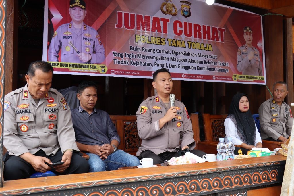 Melalui Jumat Curhat, Kapolres Tana Toraja Dengarkan Aspirasi dan Keluhan Warga Lembang Kaduaja