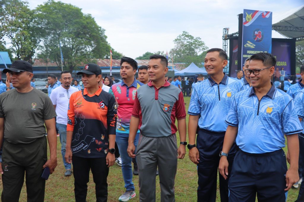 Kapolres Maros Hadiri Bazar Dan Pasar Murah Dalam Rangka Hari Bakti TNI AU KE-78