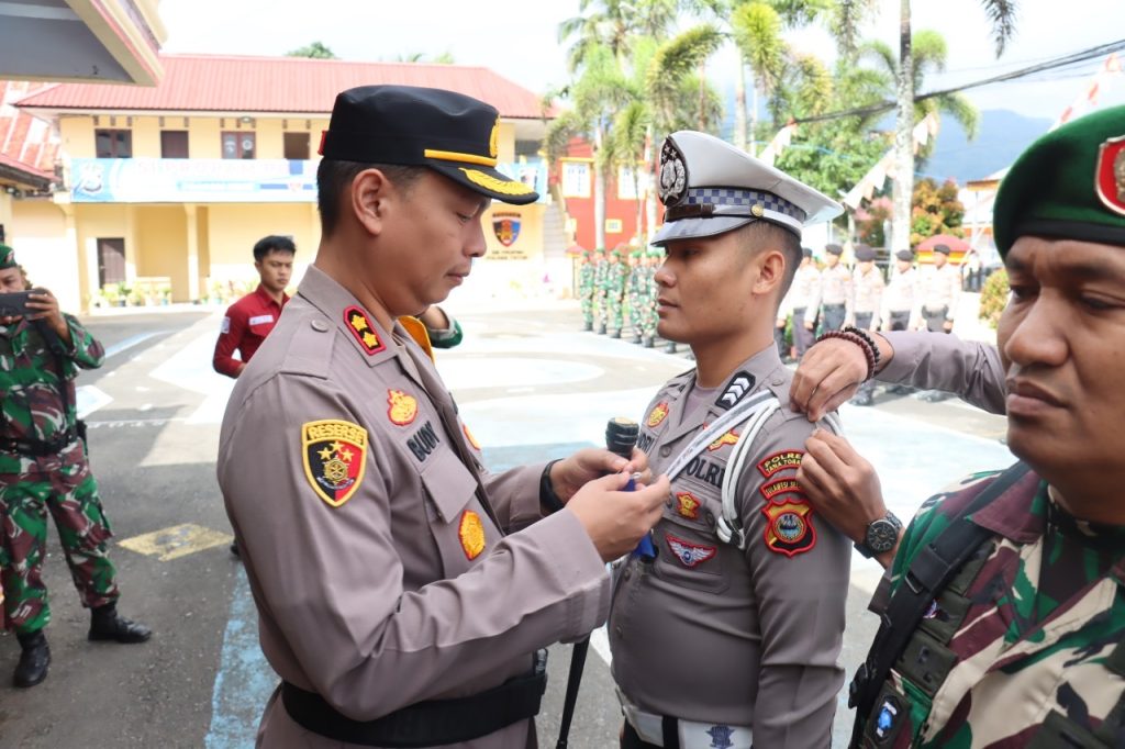 Pimpin Apel Gelar Pasukan Ops Patuh, Kapolres Tator: Tertib Lalu Lintas Cermin Peredaban Bangsa 