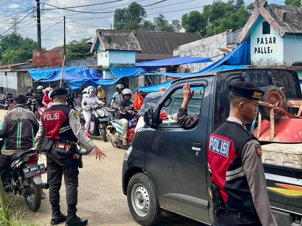 Guna Menjaga Harkamtibmas, Personel Sat Samapta Polres Takalar Gelar Patroli