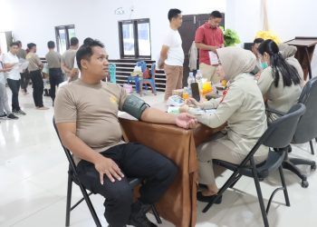 Gelar Pemeriksaan Kesehatan Berkala, Kapolres Tana Toraja : Untuk Pastikan Kondisi Fisik Personel