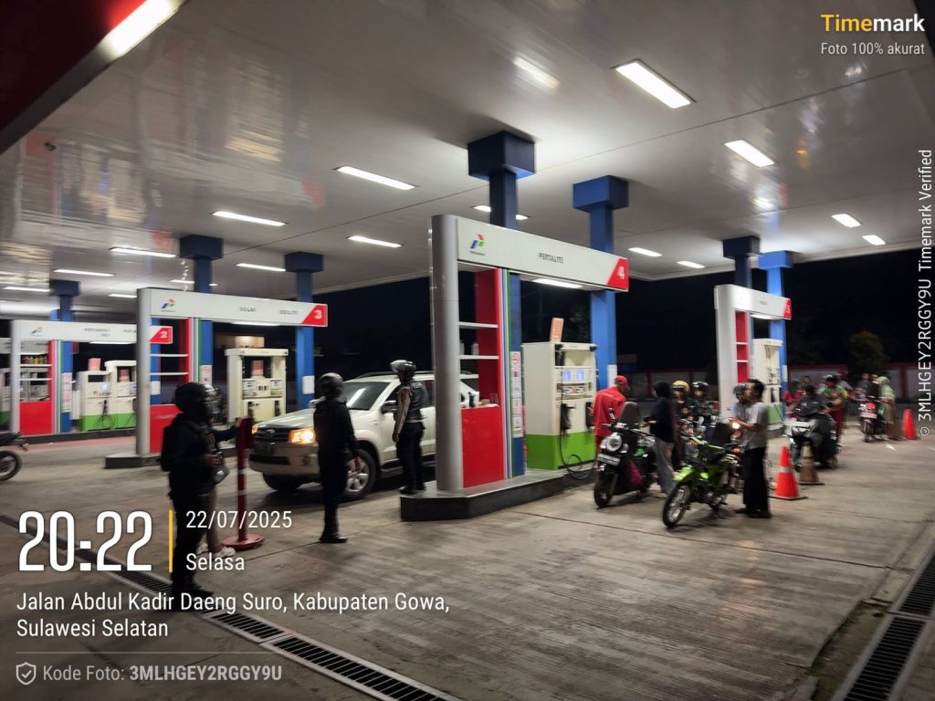 Patroli Perintis Presisi Samapta Polres Gowa Sasar Sejumlah SPBU di Somba Opu