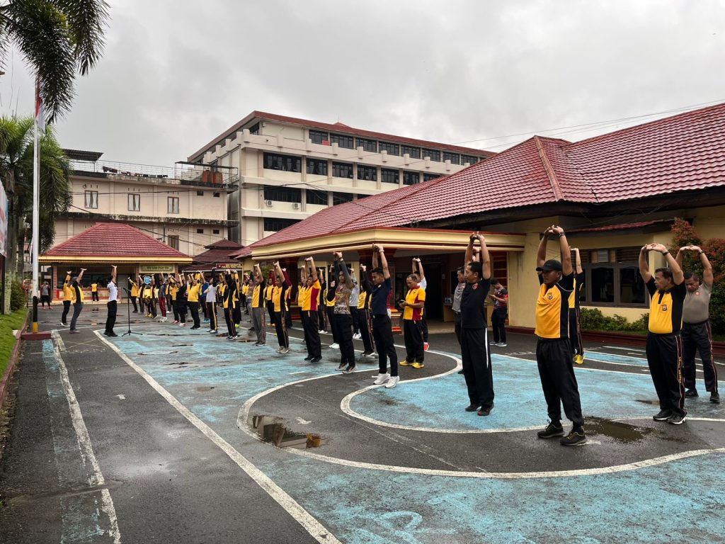 Upaya Memelihara Kebugaran dan Kesehatan Personel, Polres Tana Toraja Gelar Olahraga Bersama