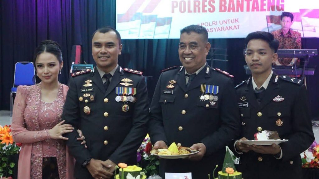 Kapolres Bantaeng Pimpin Acara Syukuran Hari Bhayangkara ke - 79