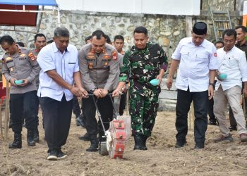 Kapolres Bulukumba bersama Forkopimda Gelar Penanaman Jagung Serentak Kuartal III