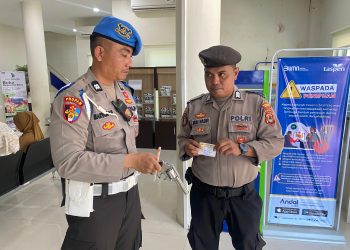 Propam Polres Maros Lakukan Pengawasan Penggunaan Senjata Api Personel Pengamanan Bank