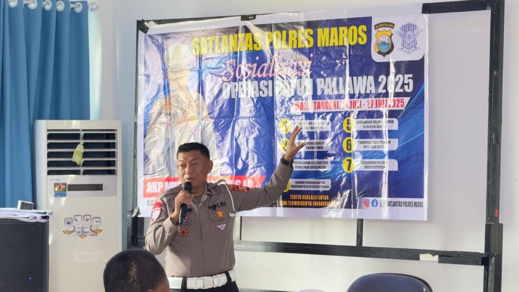 Kasat Lantas Polres Maros Sosialisasi Pelanggaran Prioritas Operasi Patuh ke Pelajar SMK