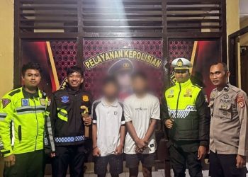 Satlantas Polres Wajo Gelar Ops Patuh Pallawa, 2 Pemuda Diamankan Usai Kedapatan Bawa Badik