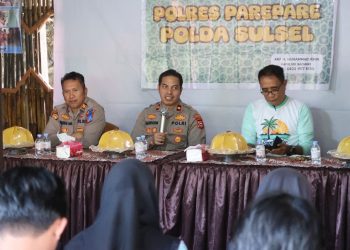 Waka Polres Parepare Pimpin Jumat Curhat di Cappa Galung