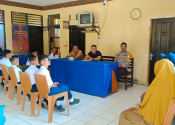 Polsek Lembang Polres Pinrang Mediasi 18 Pelajar SMPN yang Terlibat Tawuran
