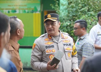 Kapolres Selayar Apresiasi Inovasi Pemanfaatan Limbah Plastik Jadi Paving Blok