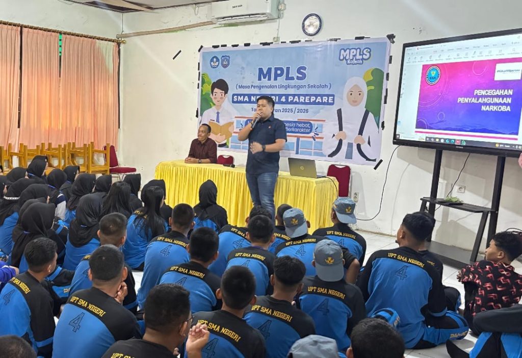 Satres Narkoba Polres Parepare Sosialisasi Bahaya Penyalahgunaan Narkotika di SMAN 4