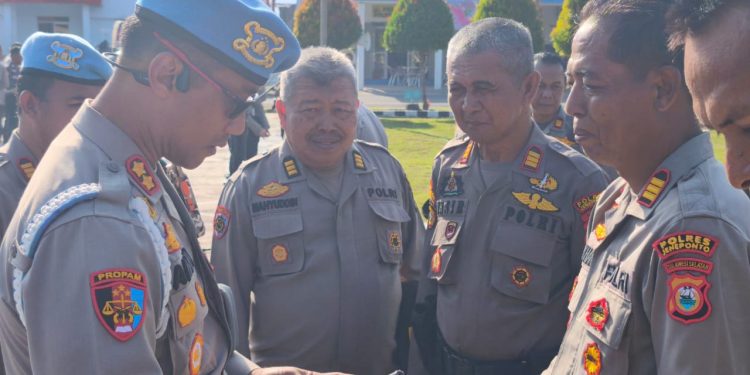 Propam Polda Sulsel Gelar Apel dan Pemeriksaan Disiplin ke Personel Polres Jeneponto