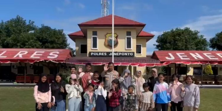 Kapolres Jeneponto Tunjukkan Kepedulian Terhadap Atlet Karate Inkanas Yang Akan Berlaga di Gowa