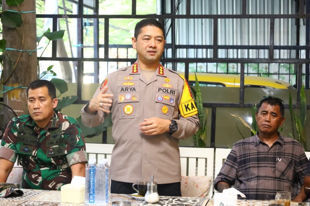 Perkuat Sinergitas Wujudkan Sitkamtibmas, Kapolrestabes Makassar bersama Dandim Rakor Dengan Ormas