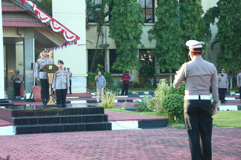 Kapolda Sulsel Pimpin Apel, Ini Arahannya ke Personel